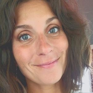 Meet your Posher, April